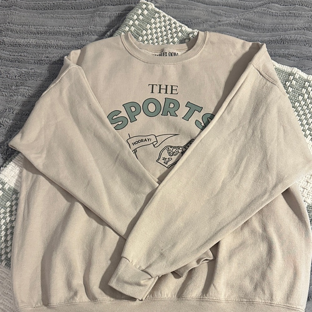 The sports are Sporting crewneck - Picture 2 of 5